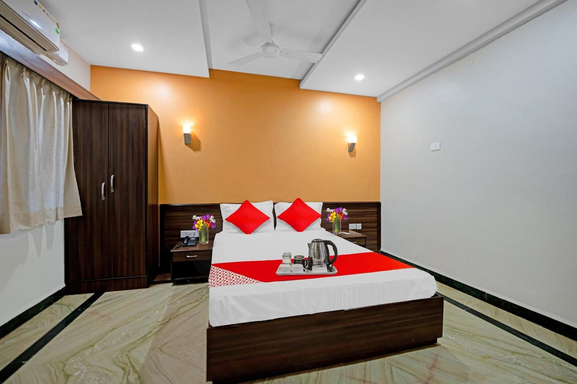 Collection O Oceana The Holiday Home Near Immaculate Conception Church ปณชี ภายนอก รูปภาพ