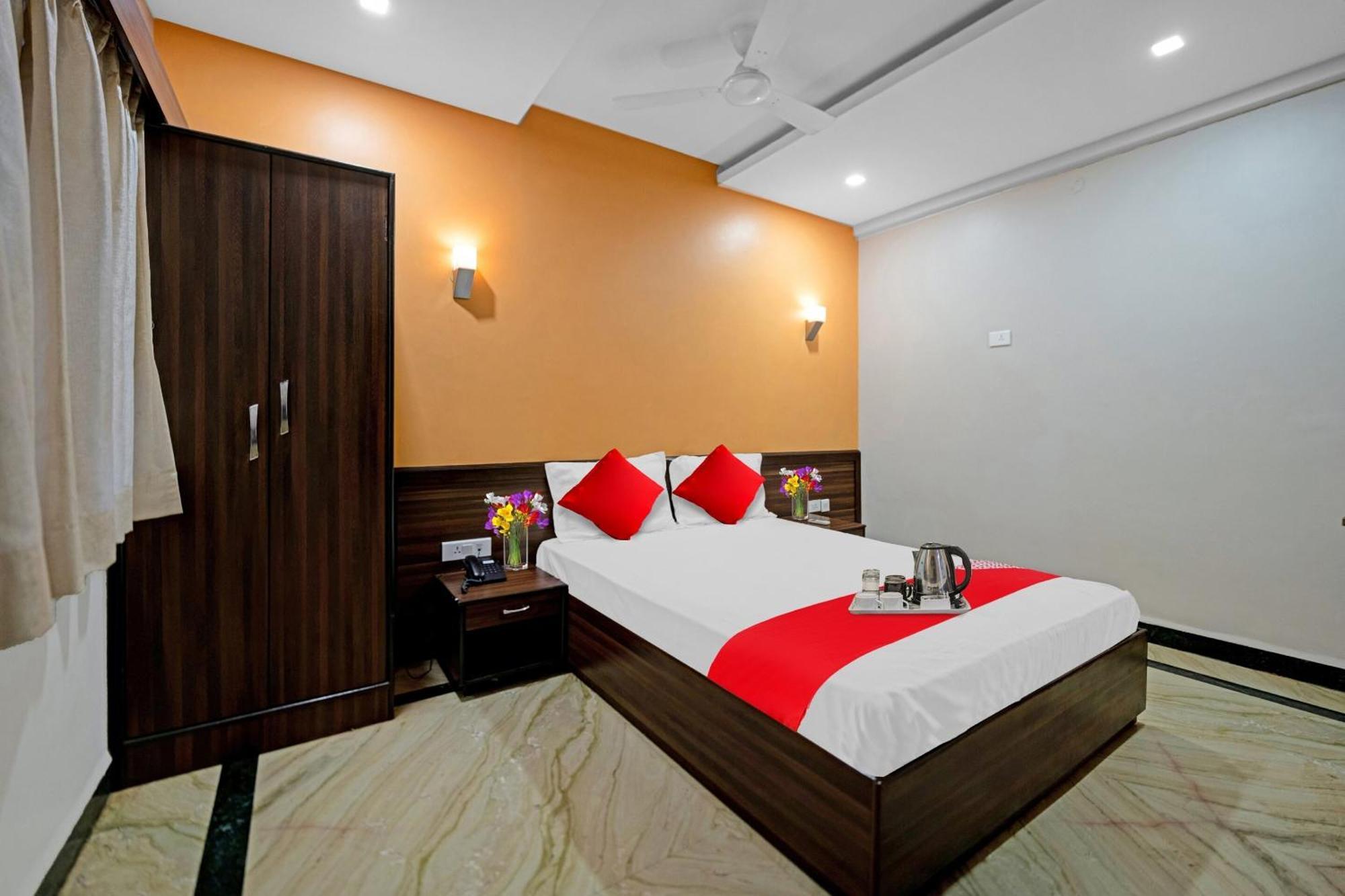Collection O Oceana The Holiday Home Near Immaculate Conception Church ปณชี ภายนอก รูปภาพ